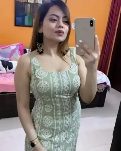 Call Girl in Vandavasi